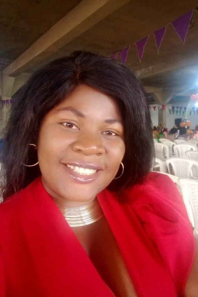 Mme Ngwa Violet
